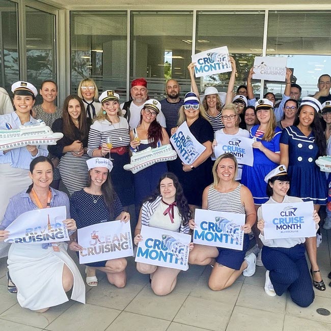 Travel Agents at Cruise Month