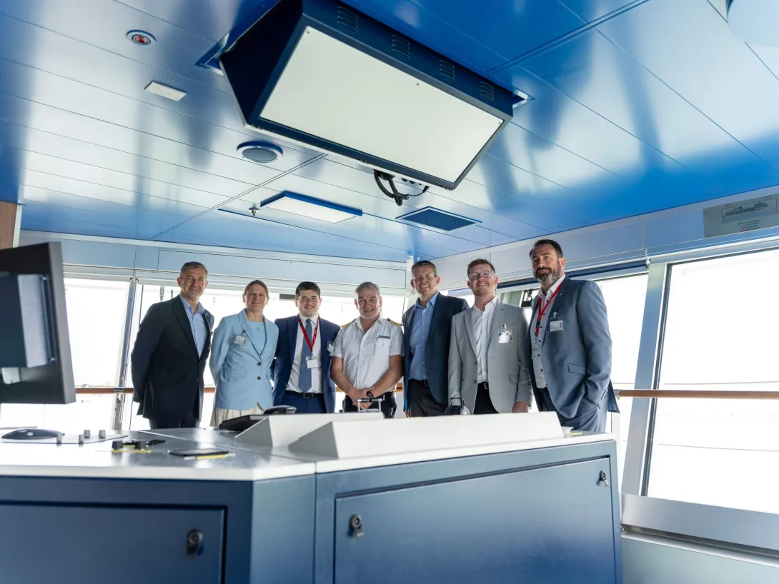 Welsh First Minister and industry representatives onboard Seven Seas Grandeur